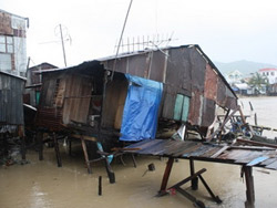 Quảng Ngãi di dời 1.600 hộ ra khỏi vùng ngập lụt