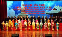 Thắm tình hữu nghị trong tuần văn hóa Lào tại Việt Nam