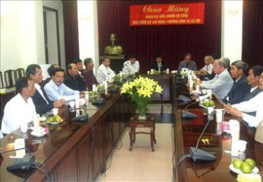 Đoàn đại biểu Người có công tỉnh Thừa Thiên - Huế thăm Bộ Lao động - Thương binh và Xã hội