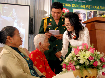 Lời tri ân sâu sắc với những bà mẹ Việt Nam anh hùng